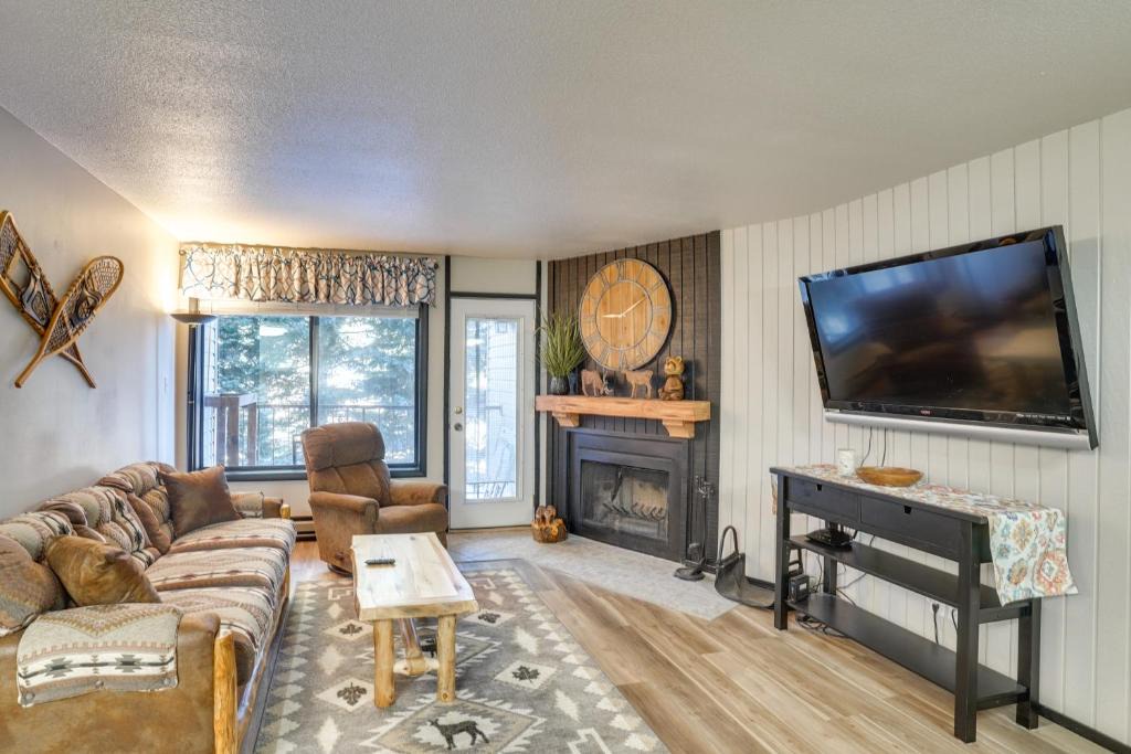 Brian Head House | Walkable Brian Head Condo: Steps to Ski Resort!