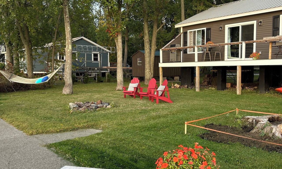 Franklin County Cottage | Waterfront 3BR with A/C, Boat Launch & Amazing Sunsets at Sunset Villa