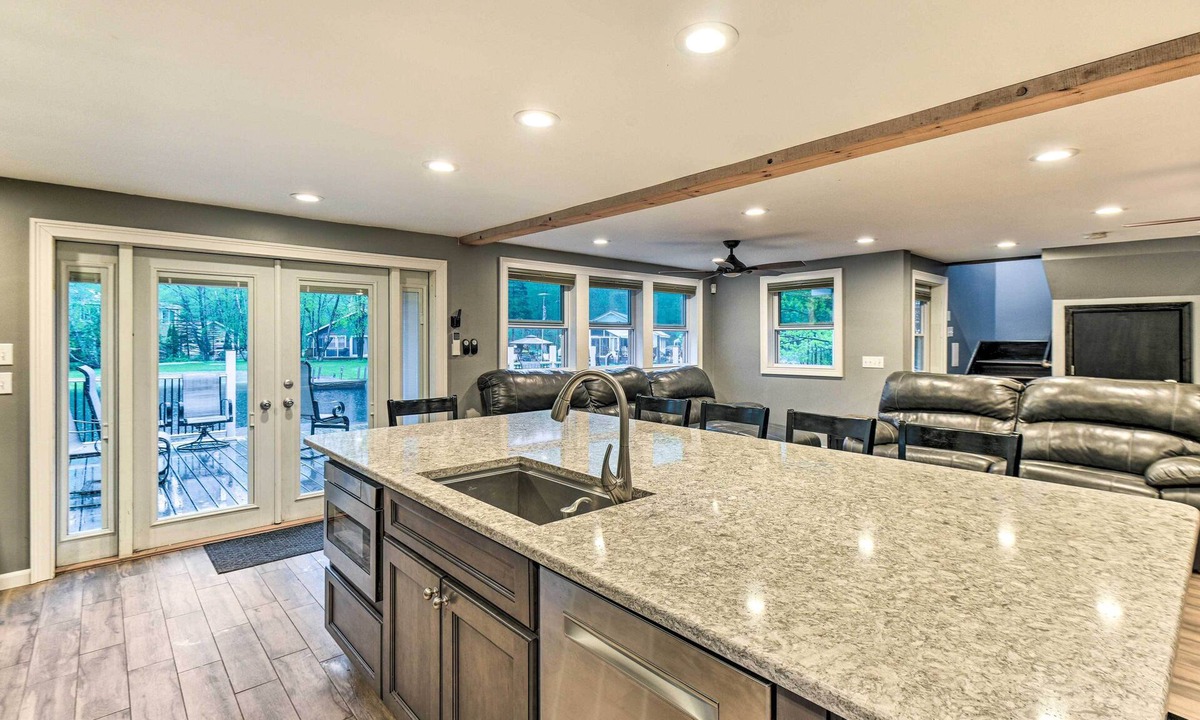 Ashland Cottage | Waterfront Ashland Home ~ 2 Mi to Downtown!