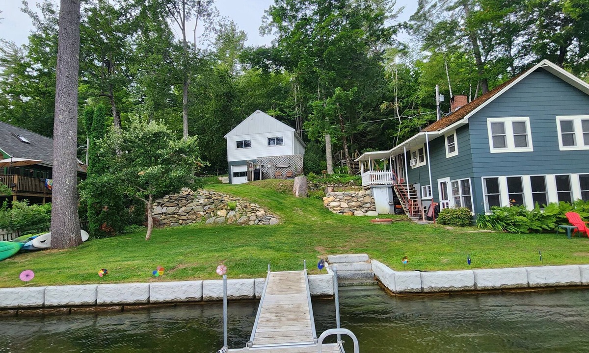 Acton Cottage | Waterfront Great East Lake Cottage - Private Dock - Sunday–Sunday Summer Weeks