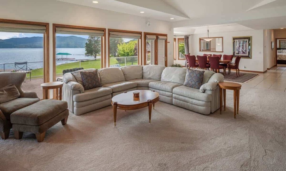 Sandpoint House | Waterfront Home | Dock, Hot Tub, & Dog Friendly!
