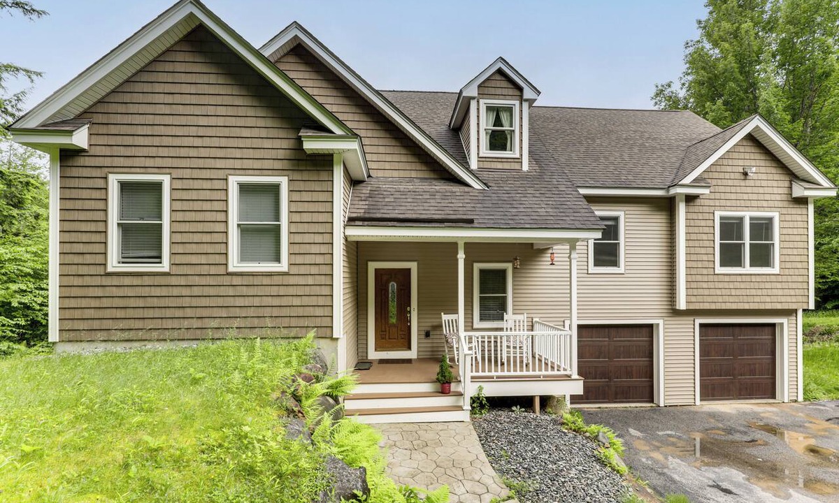 Campton House | Waterville Getaway w/Private Hot Tub