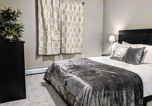 Quiet 2BR2Bath Condo Stony Plain Close to Westview Hospital w/ U/G Parking in Stony Plain
