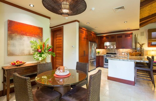 Kahala House | 10% Off Summer Special! Luxury Oceanfront Estate: Banyan House