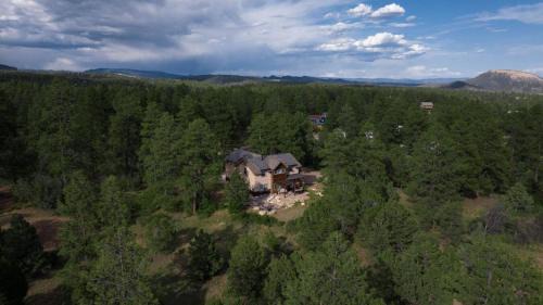 Durango House | 151 Oak Road