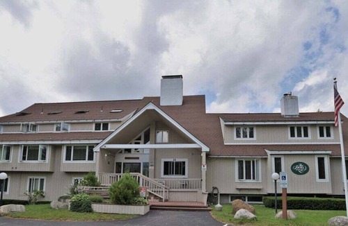Waterville Valley Condo | 2 bedroom condo sleeping 8 at Inns of WV