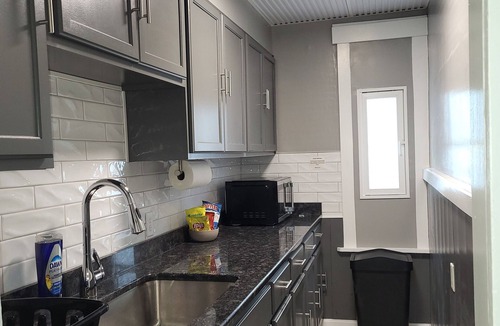 Worcester Apartment | #2- Cozy 2-bedroom apartment on the 2nd floor