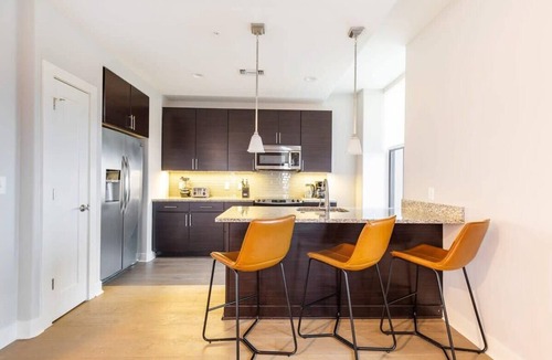 Downtown Baltimore Apartment | 2B/2BA Inner Harbor · Downtown Baltimore