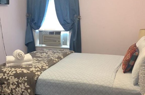 Pawtucket Apartment | 2BR-Free Parking, 5Min to Providence, 5Min to MA-I-95
