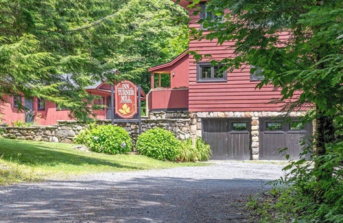 Stowe Area House | 2BR Stowe Mountain Unit | River & Ski Access