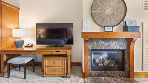 Stowe Area Resort | 343 Studio Spruce Peak Lodge at Stowe Mt Resort Sleeps 4