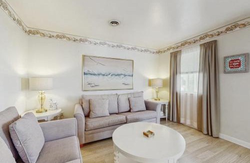 Fenwick Island House | 37534 Lighthouse Rd #202