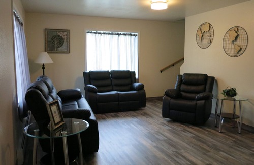Moose Creek Apartment | 4 Bdr/2 Bath-Interior Alaska-Moose Creek , North Pole. Minutes from Eielson AFB