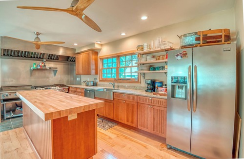 Bartlett House | 4BR Bartlett. Near Attitash & Saco River. Sleeps 10+