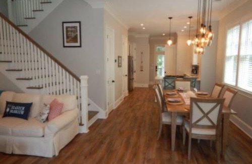 Habersham Apartment | 7 Canton Row