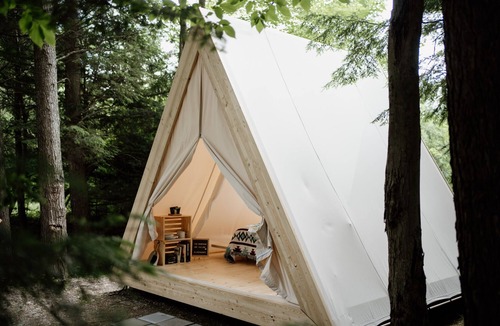 Woodstock RV Rental | A-Frame Site 2 | Queen Bed | Pond View