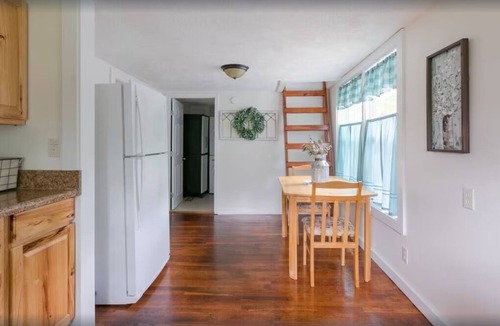 Wears Valley House | A Mountain Cottage 2 Bedroom Cabin by RedAwning