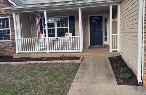 Tigerville House | A Peaceful 3 bed/2 bath house in Blue Ridge.