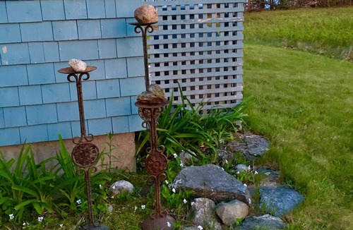 Surry Cottage | A small, rustic and private cottage. great for couples or a small family.
