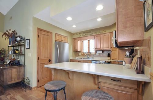 Blowing Rock Condo | Adirondacks 4 | Fireplace, Restaurant, Pool, Spa