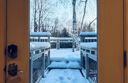 Taku - Campbell Apartment | Aurora Ridge - A Charming Studio