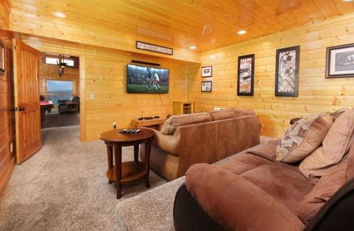Sevierville Villa | Award Winning Views