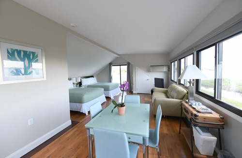 Hampton Bays Hotel | Bayview Resort