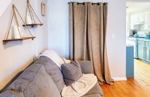 Salisbury Beach House | Beach Access - Free Parking - Grill