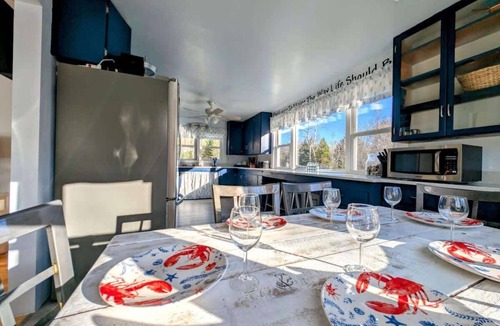 Sullivan House | Beach Vibes Acadia Cottage, Fire pit, Family, Acadia, sleeps 8