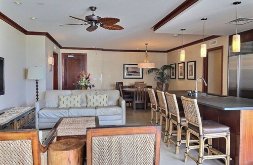 Ko Olina Condo | Beachfront 8th FL 3 bed at Beach Villas Ko Olina beautiful ocean views!
