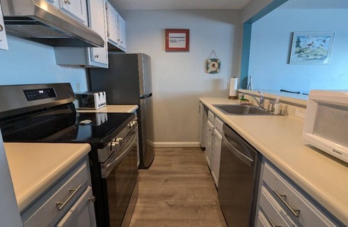 Old Orchard Beach Condo | Beachfront Condo with Awesome Views