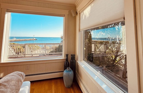 Westbrook Center House | Beachfront house. Spacious 4-bedroom house in charming Westbrook with AC
