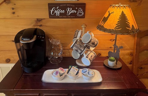 Sevierville House | Bears Up There - Need A Little R&R In Your Life?