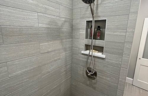 Hickory Apartment | Bearson Villa