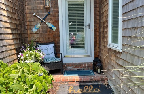 Mashpee Neck House | Beautiful Riverview Condominium