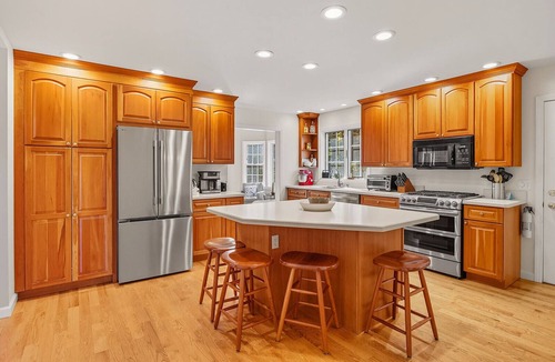 Richmond House | Berkshires Colonial on 2 Acres by Evergreen Home