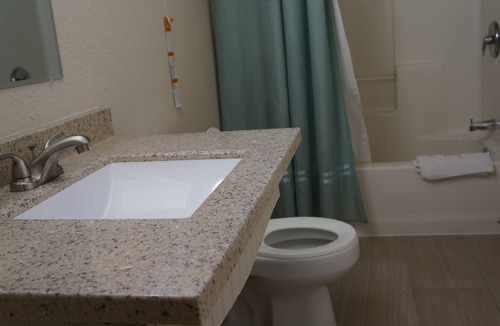 Plainville Hotel | Best Stay Inn