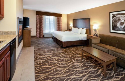 Evergreen Hotel | Best Western Plus Kalispell/Glacier Park West Hotel & Suites