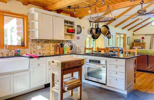 Highmount House | Birch Creek Lodge