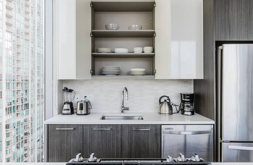 Near North Side Apartment | Blueground | River North 2bd apartment