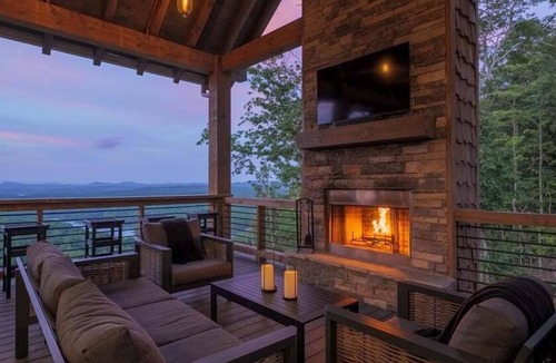 Blue Ridge Cabin | BLUESTONE - Panoramic Lake and Mountain Views | Mountain Modern Luxury | Hot Tub