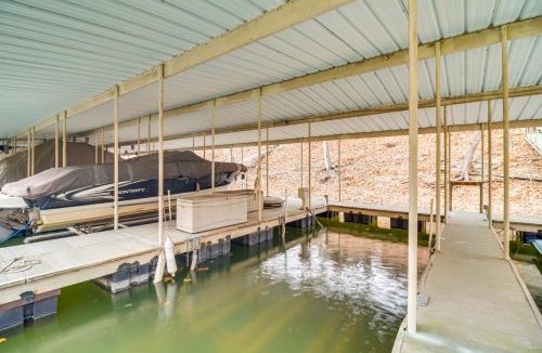 Afton House | Boat Dock & Deck: Waterfront Cabin on Grand Lake