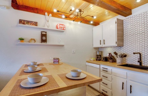 Brian Head Apartment | Brian Head Mountain Retreat < 1 Mi to Ski Resort!