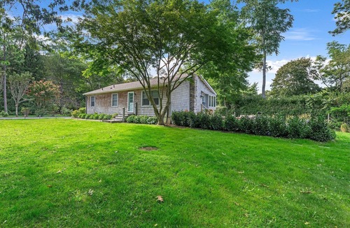 Bridgehampton House | Bridgehampton Summer Rental - Walk to Town, Close to Beaches