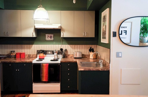 Williamsburg Apartment | Bright Artist Loft in Williamsburg Brooklyn