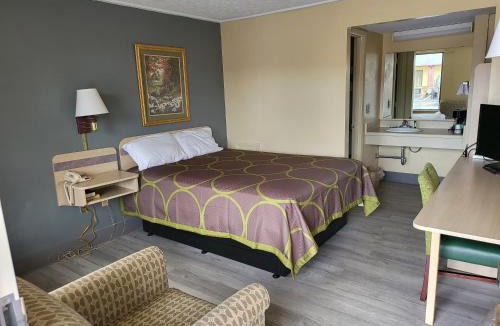 Bristol Hotel | Budget Host Inn Bristol