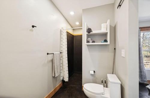Lewis County House | Cabin 8