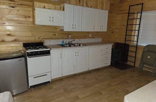 Monticello Cabin | Camp Jackson Lake Cabin