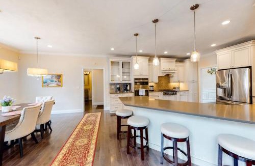 Mashpee Neck House | Cape Castle
