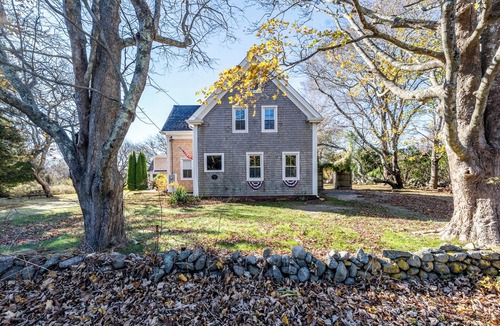 East Dennis House | Cape Cod Compound Near Sesuit Harbor